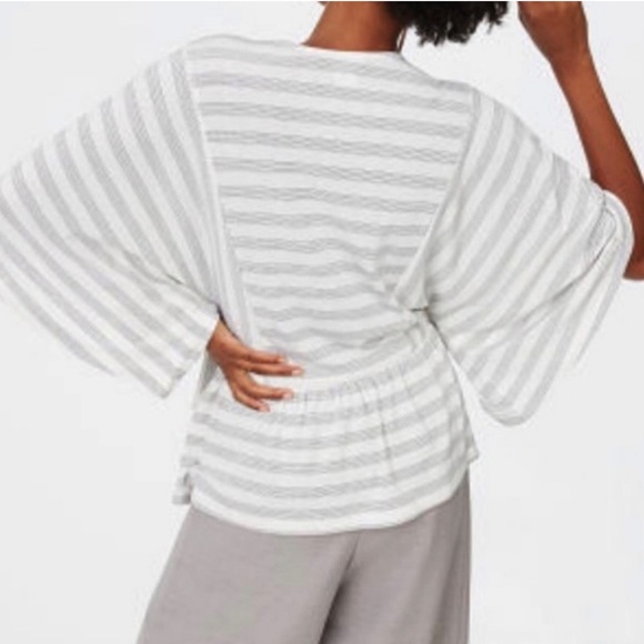 CLUB MONCAO JADYN KIMONO TOP BLOUSE BOW STRIPE CREAM IVORY OFF-WHITE BLACK XS - Picture 2 of 9